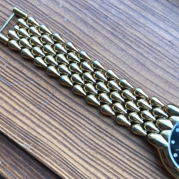 Elgin Diamond Quartz Watch - Picture 13 of 16